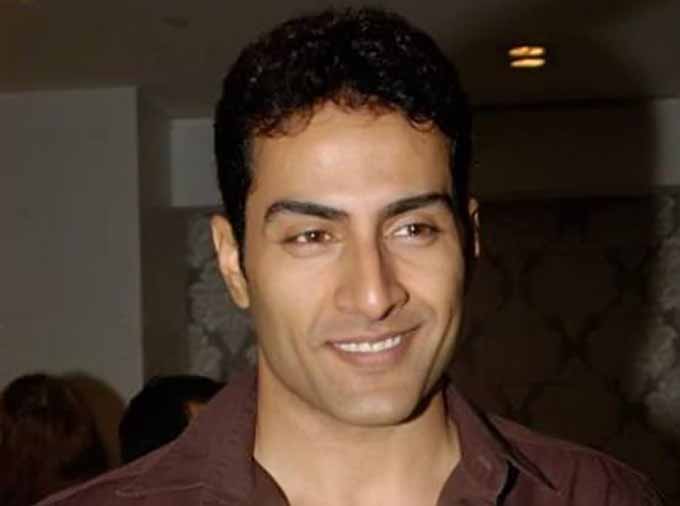 I want to play a hero too: Sudhanshu Pandey